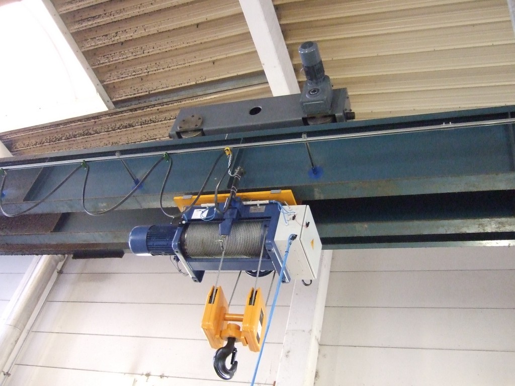 Sonderkatze mit Hubwerk 15t