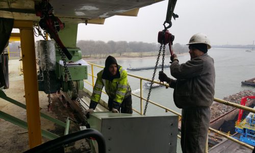 Fahrwerkswechsel Kran Kurt