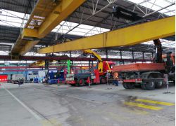 Demontage Zweiträgerbrückenkran mit Miet-Mobilkran